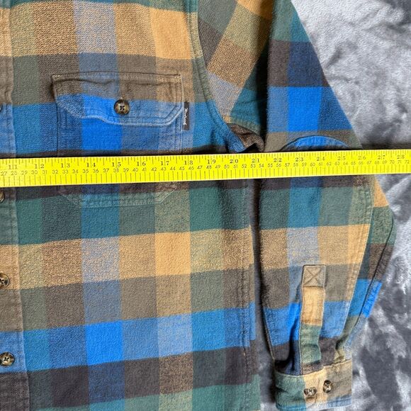 Woolrich Men's Button Up Long Sleeve Size Medium Plaid Patter Double Pockets - Picture 5 of 7